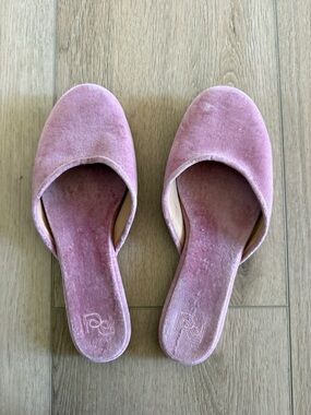 Reformation Velvet Slides in Dusty Rose